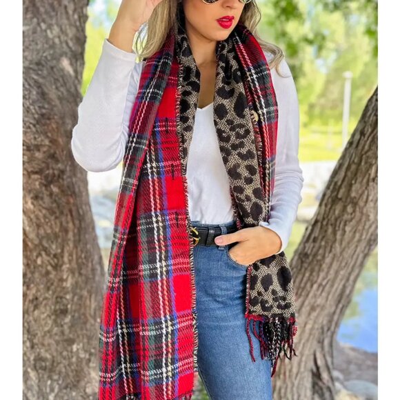 NWT Red Plaid and Leopard Dual-Sided Reversible Poncho - Picture 3 of 7